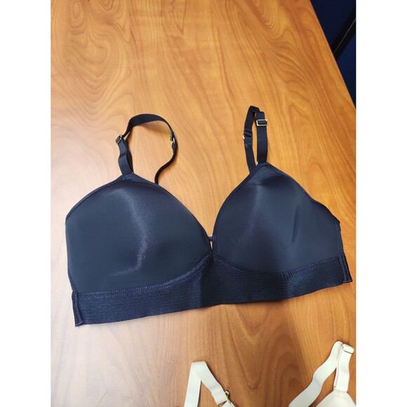 Lively Set of 3 Bras Green Black & Neutral Beige Size 38C - Picture 4 of 9